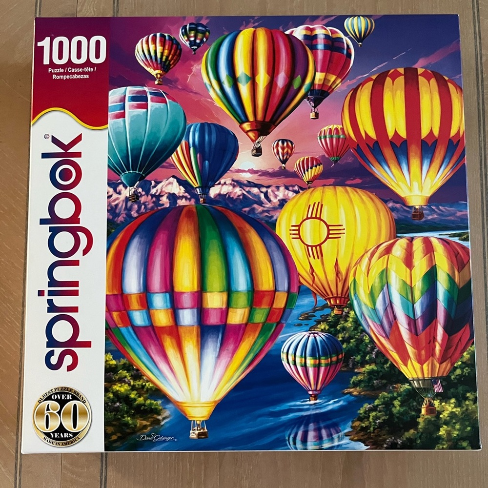 1000 piece Hot Air Balloon jigsaw puzzle by Springbok.
